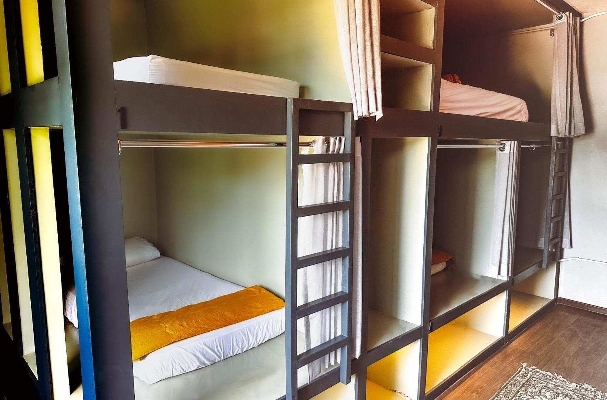 Arch Dormitorio Cenang Pantai Cenang  Εξωτερικό φωτογραφία